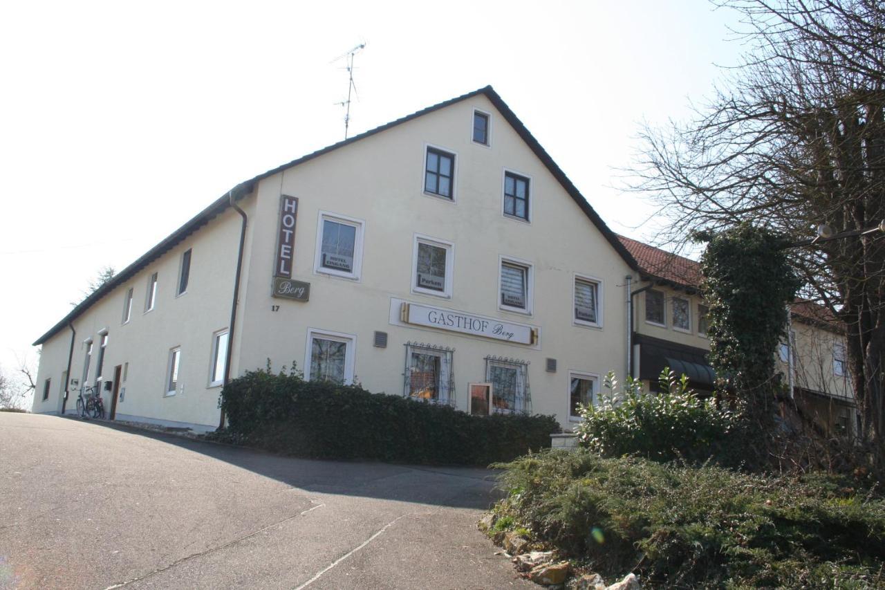 Gasthof Berg Hochstadt an der Donau ภายนอก รูปภาพ